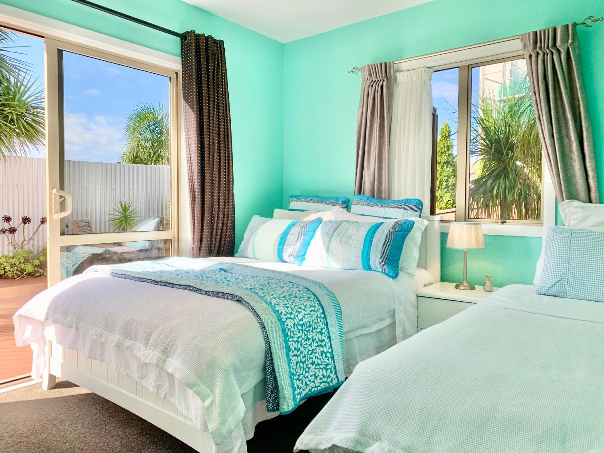 Amazing Seaview House Hotel Auckland Exterior photo